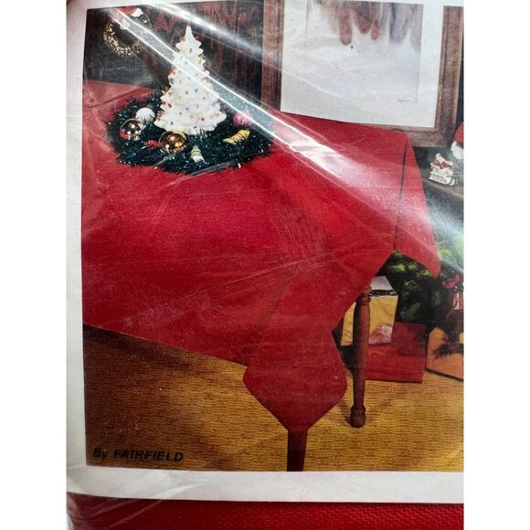 Red No Iron Tablecloth 100% Cotton 52 X 70 Soil Release Machine Wash - Picture 4 of 9